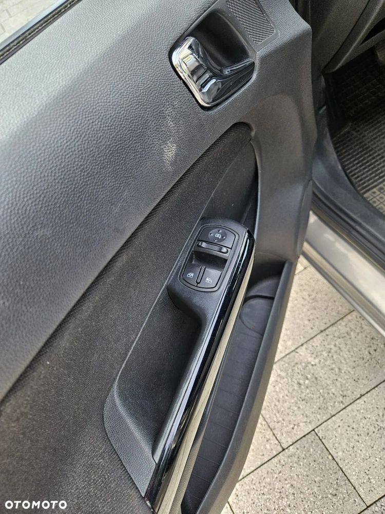 Opel Corsa 1.2 16V Enjoy EasyTronic - 9