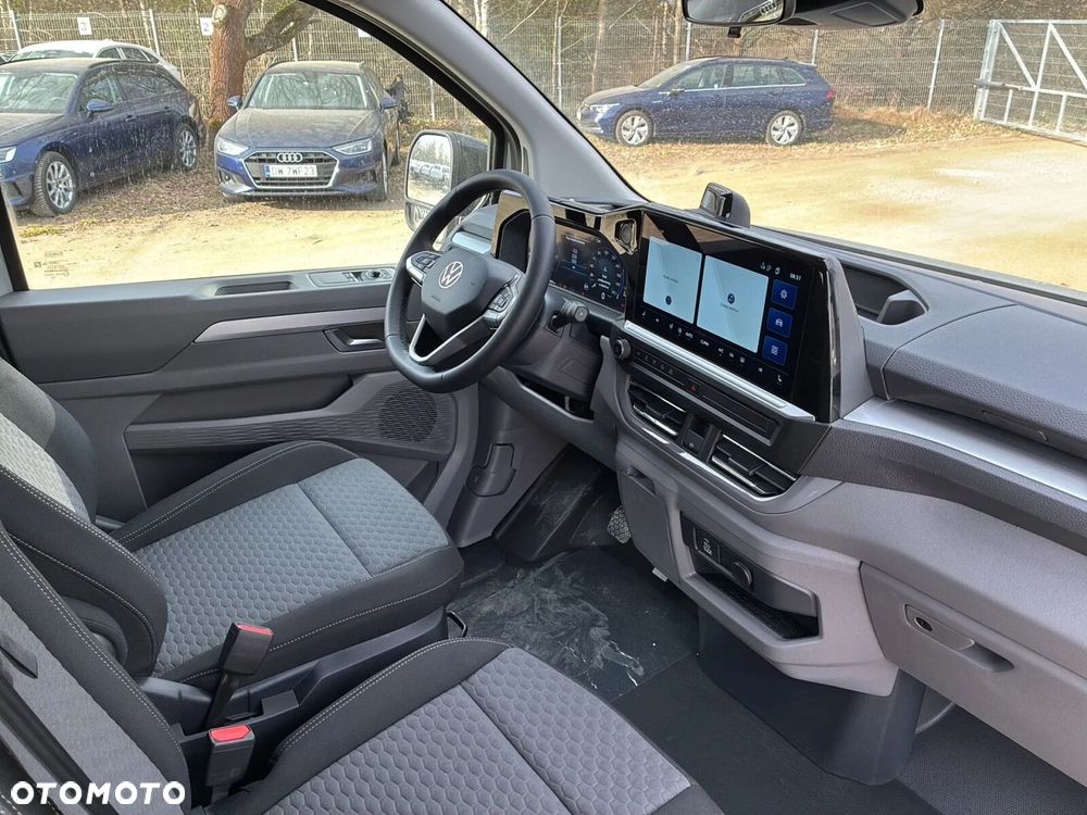 Volkswagen Caravelle - 41