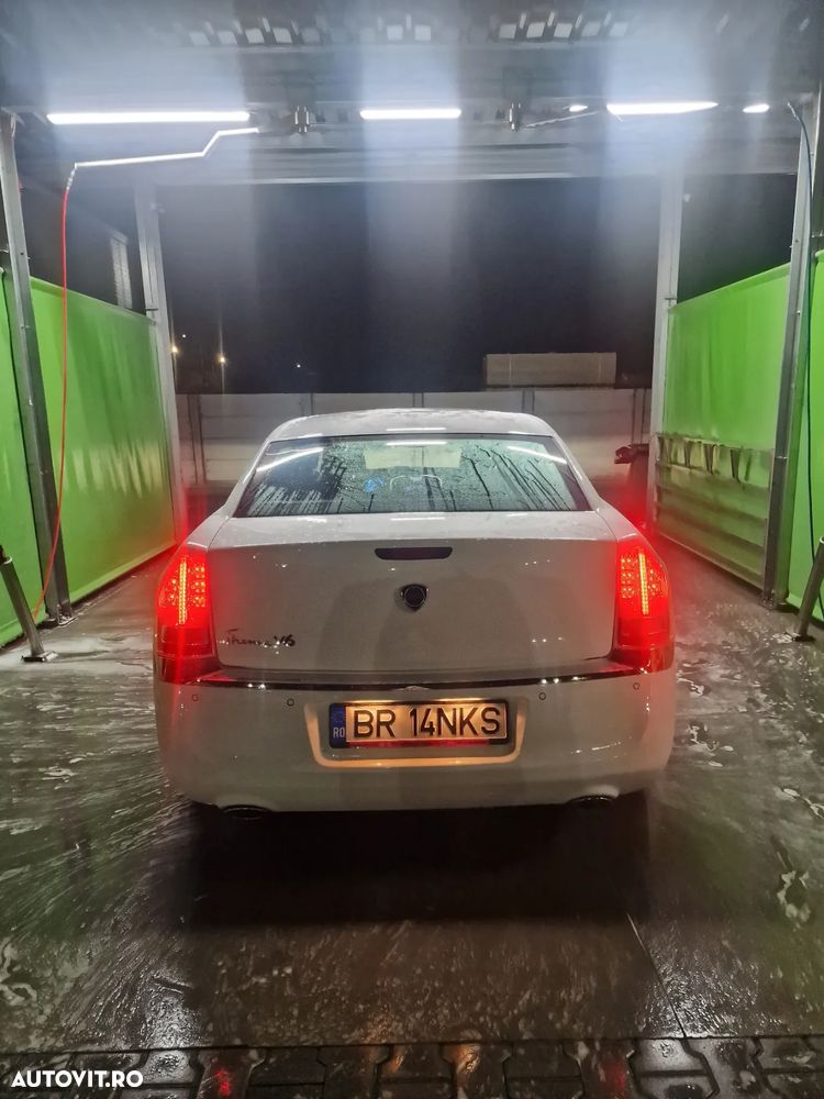 Lancia Thema 3.0 V6 Multijet II Gold - 6
