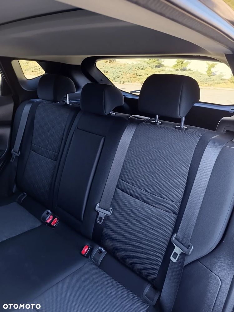 Nissan Qashqai 1.5 dCi N-Connecta - 16