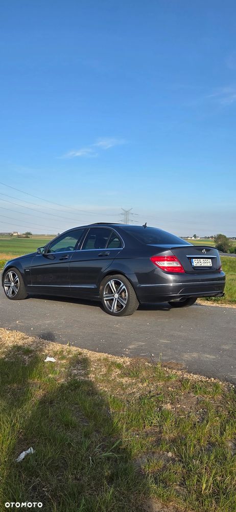 Mercedes-Benz Klasa C 320 CDI Avantgarde 4-Matic - 2