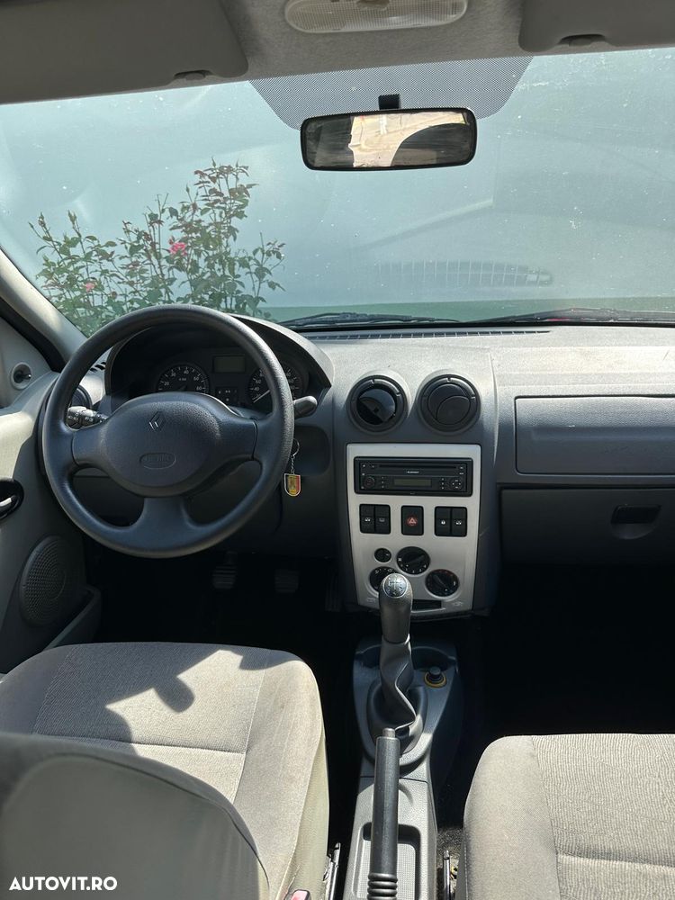 Dacia Logan 1.6 MPI Laureate - 1