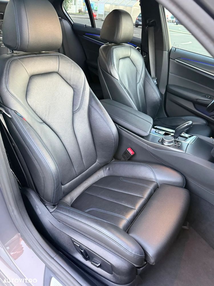 BMW Seria 5 530d xDrive AT MHEV - 16
