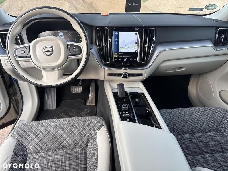 Volvo XC 60 - 23