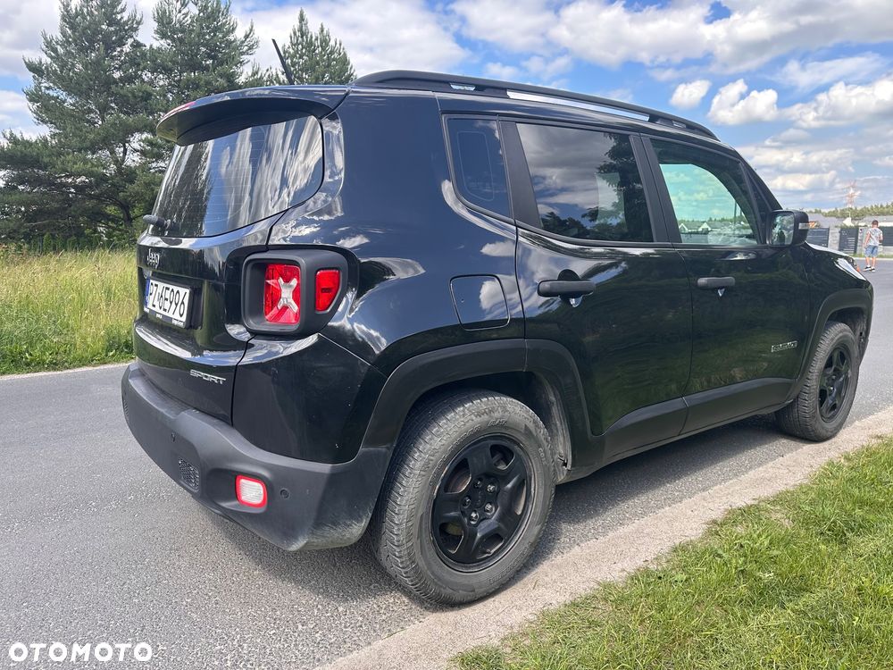 Jeep Renegade 1.6 E-TorQ Sport FWD - 6