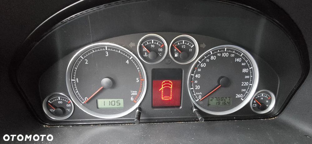 Volkswagen Sharan 2.0 TDI Basis - 7