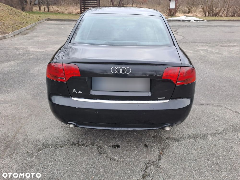 Audi A4 Limousine 2.0 TDI DPF Quattro - 22