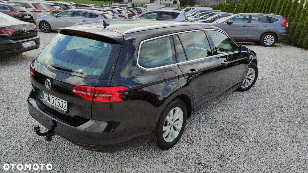 Volkswagen Passat - 15