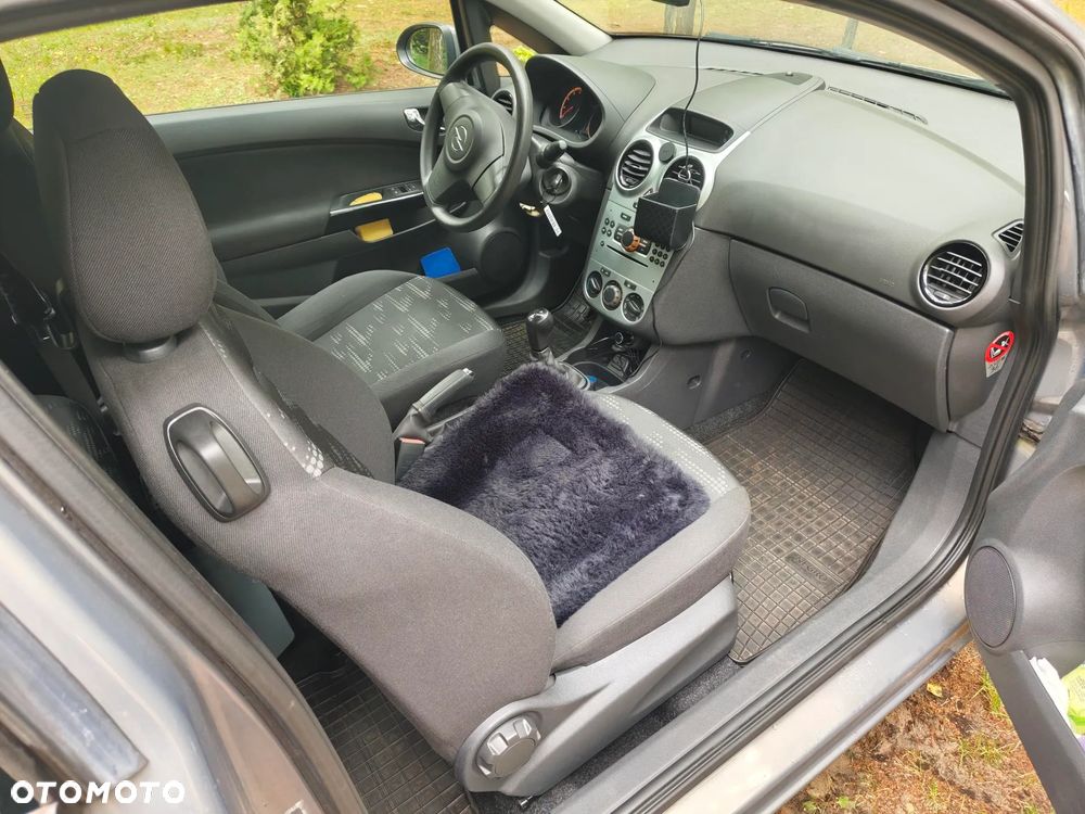 Opel Corsa - 9
