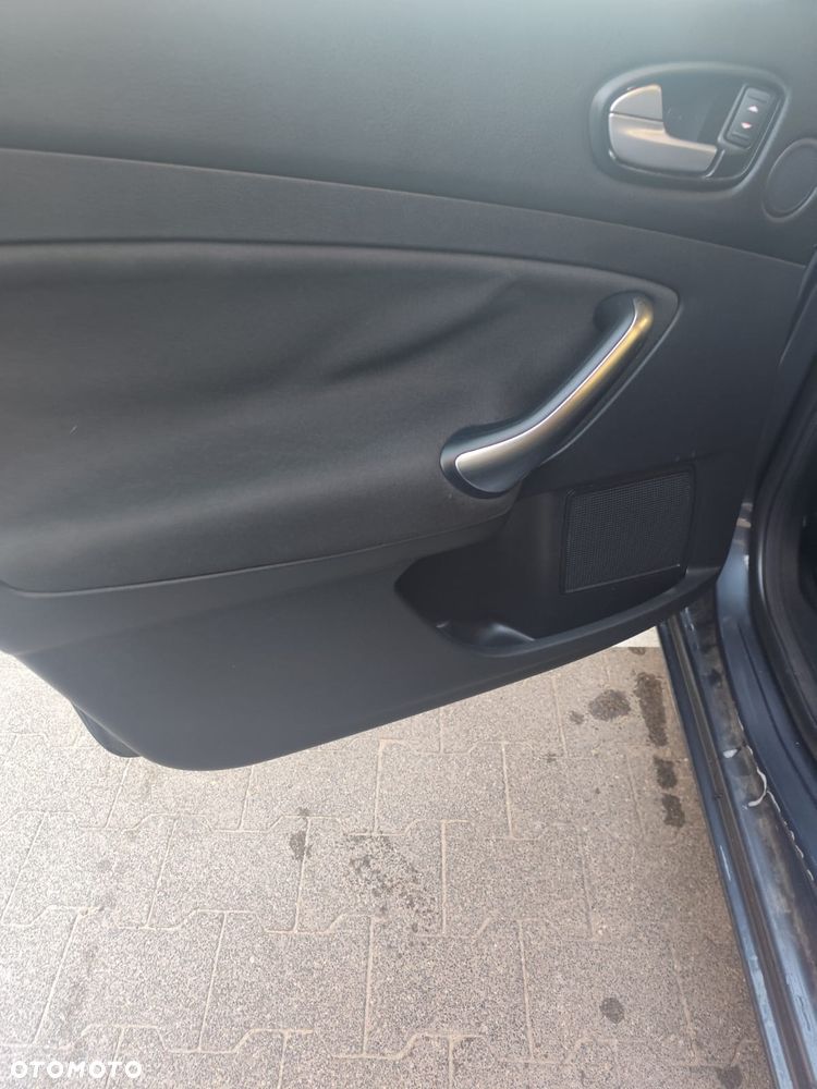 Ford Mondeo - 11