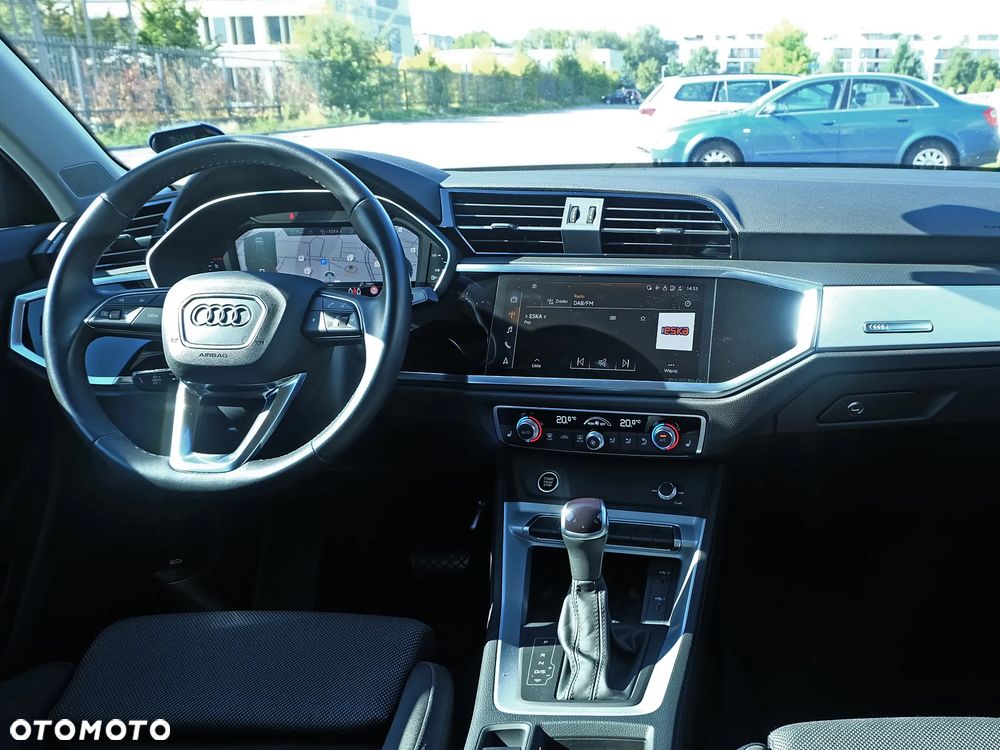Audi Q3 2.0 TDI S tronic design - 11