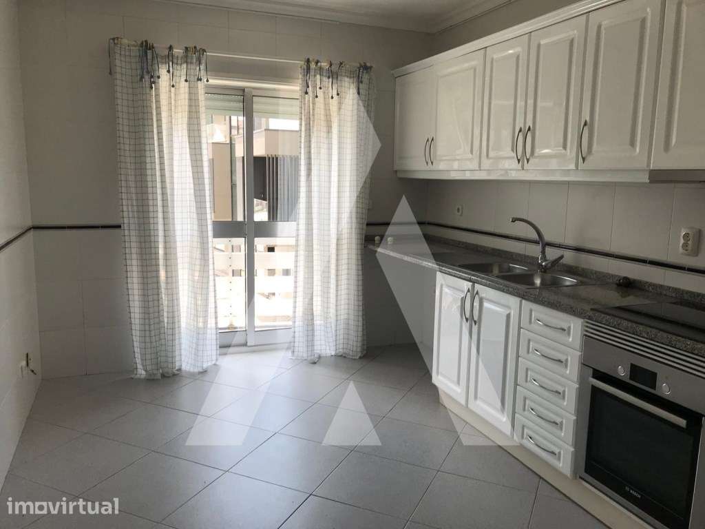 Apartamento T3 com lugar de garagem, no centro de Aveiro! - Grande imagem: 4/17
