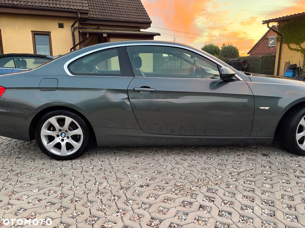BMW Seria 3 320i - 6