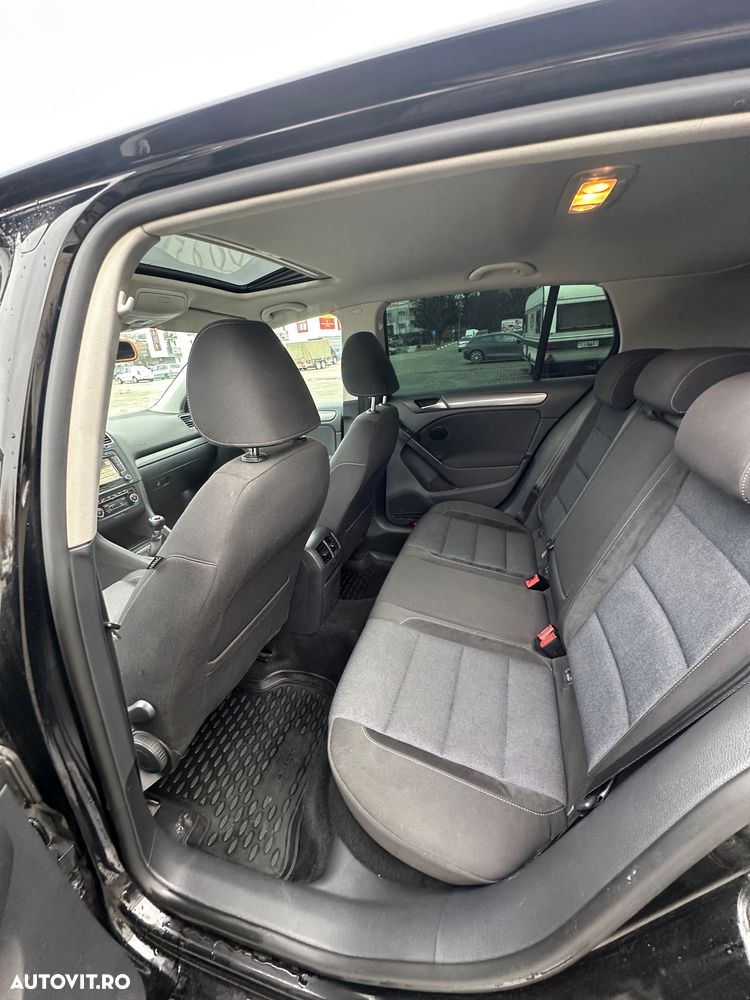 Volkswagen Golf 2.0 TDI DPF Style - 8