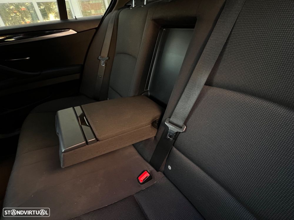 BMW 520 d Efficient Dynamics Edition - 14