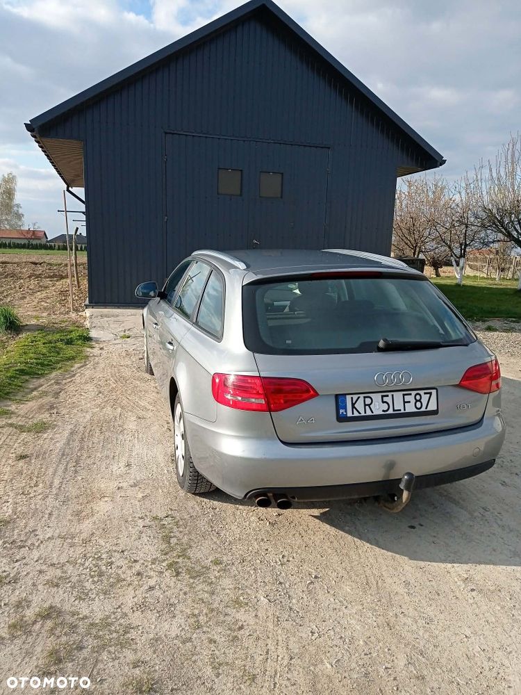 Audi A4 Avant - 3