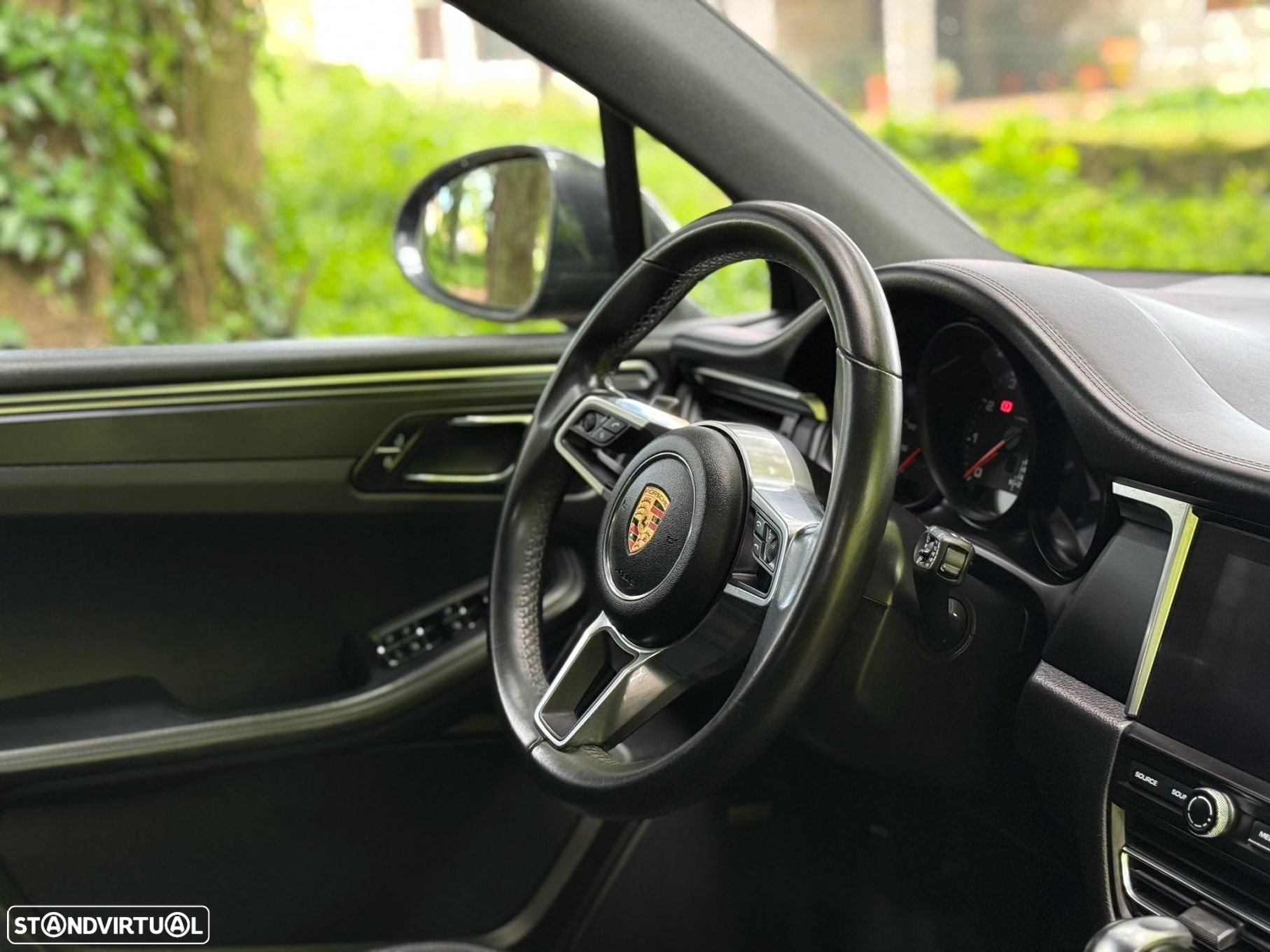 Porsche Macan Standard - 31