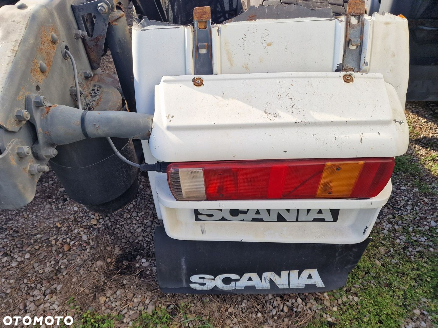 Nadkole Prawe Tylne Gitara Wspornik Mocowanie Błotnika Scania R - 3