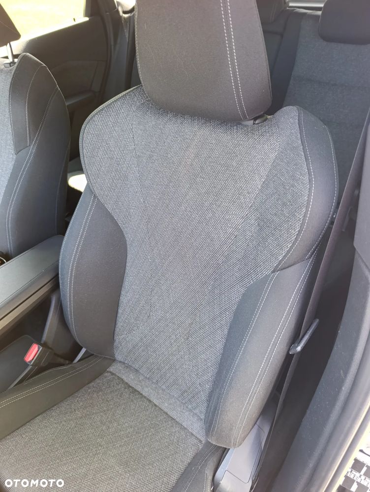 BMW Seria 2 218d GT Advantage - 17