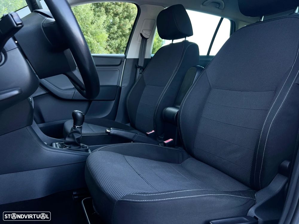 Skoda Rapid Spaceback 1.6 TDi Elegance - 20