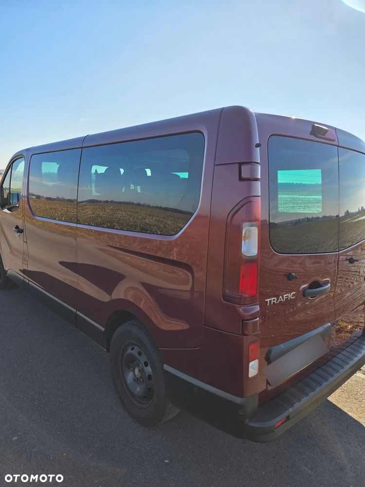 Renault Trafic 2.0 dCi - 17