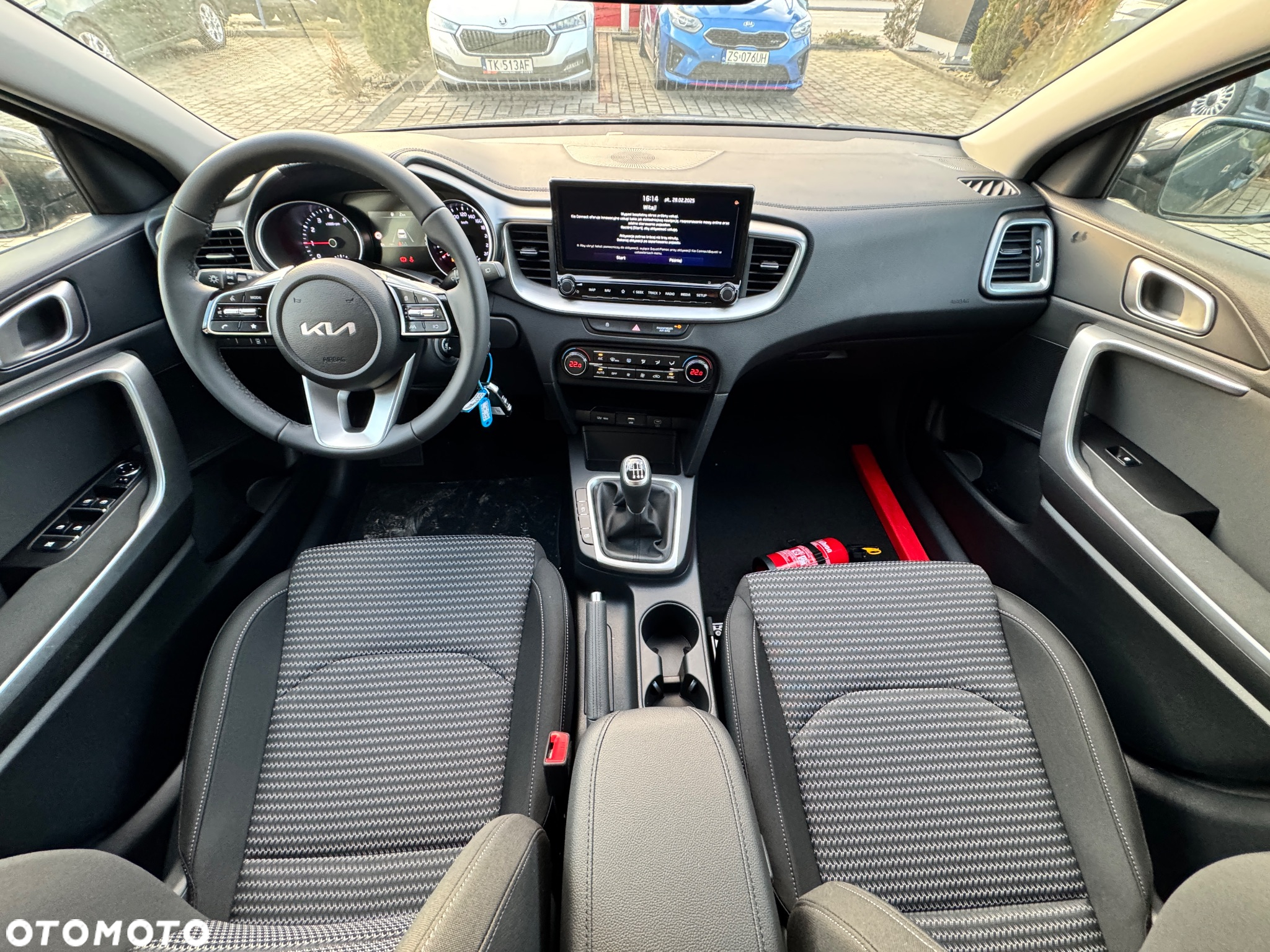 Kia Ceed 1.5 T-GDI M - 11