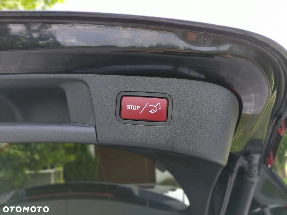 Mercedes-Benz GLA - 11