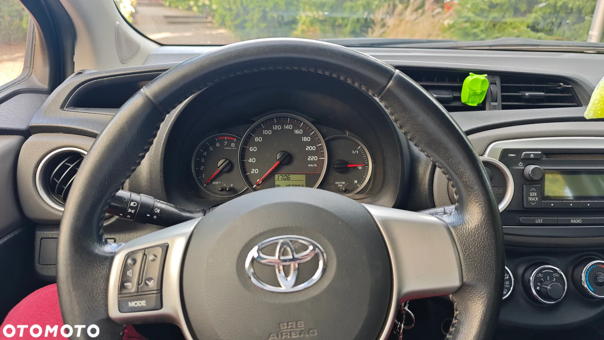 Toyota Yaris 1.0 Active - 10