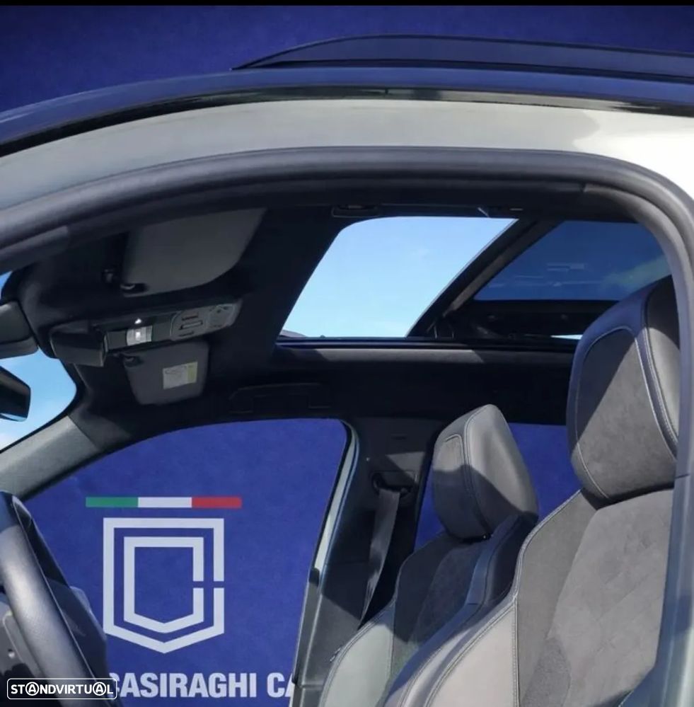 Peugeot e-2008 50 kWh GT Pack - 1