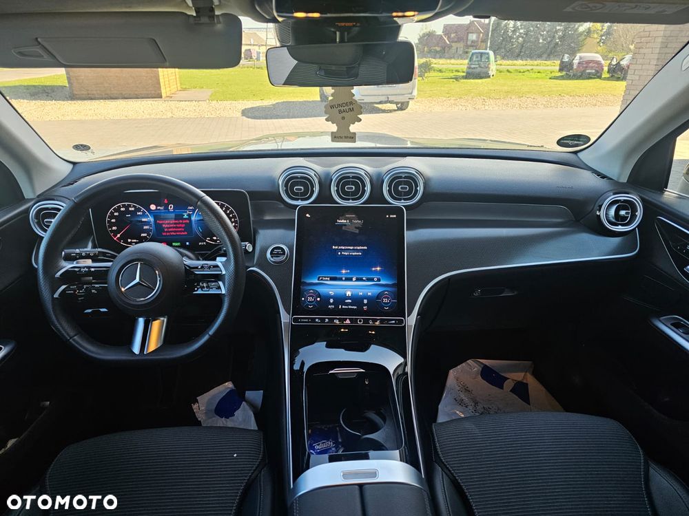 Mercedes-Benz GLC - 7