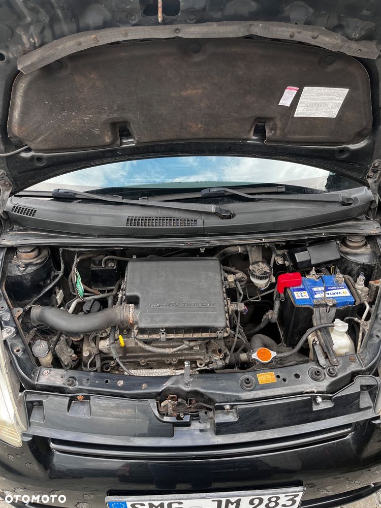 Daihatsu Sirion 1.3 - 15