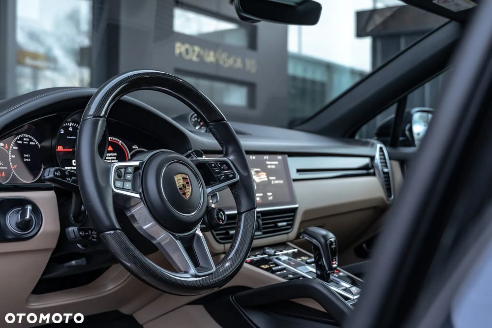 Porsche Cayenne Platinum Edition - 27