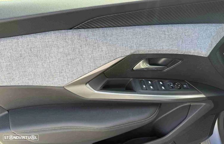 Peugeot E-3008 97 kWh Long Range Allure - 9