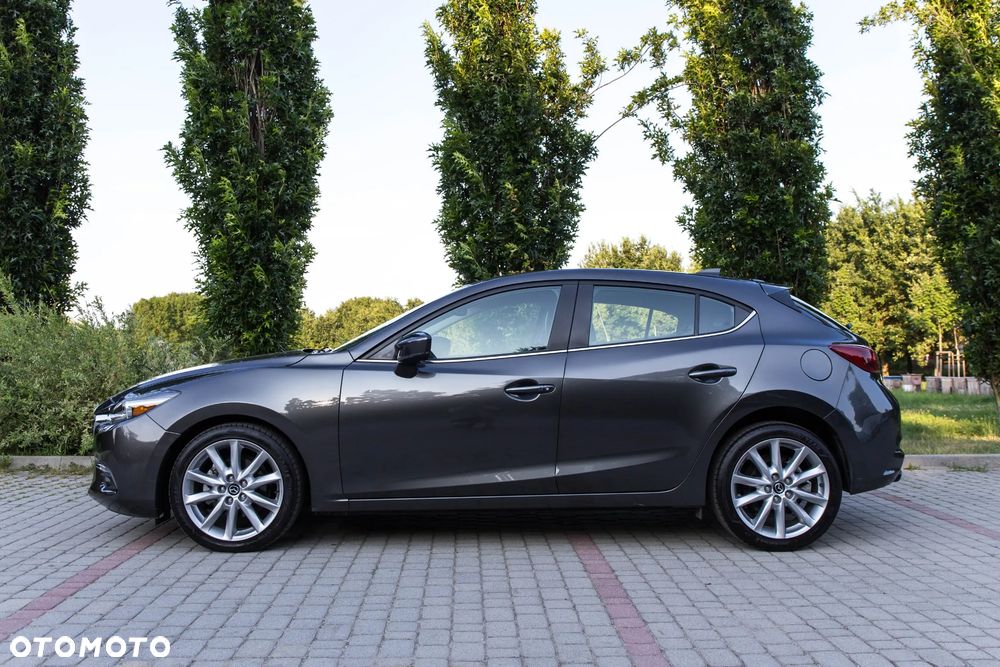 Mazda 3 - 6