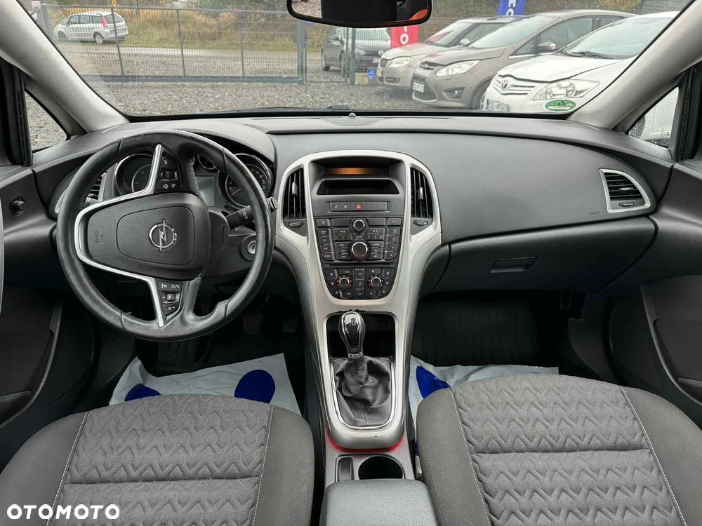 Opel Astra 1.7 CDTI Cosmo - 9