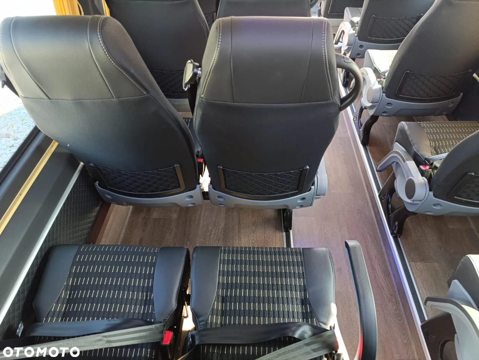 Mercedes-Benz Sprinter 519 - 24