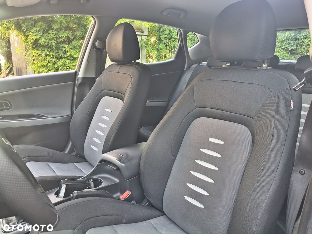 Kia Ceed 1.6 CRDi M - 28