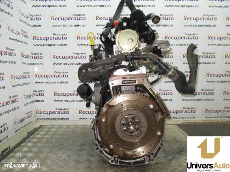 MOTOR COMPLETO RENAULT CLIO II 2007 -K9K766 - 4