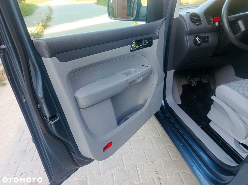 Volkswagen Caddy - 22
