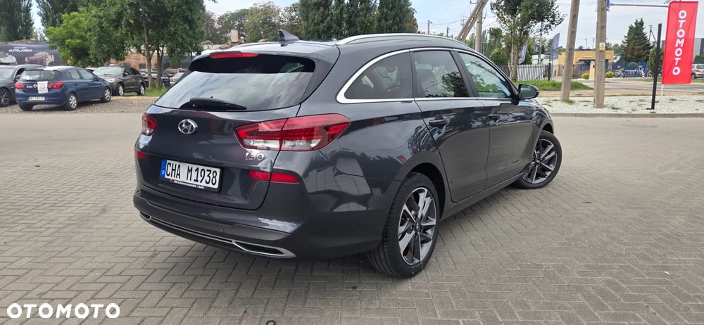 Hyundai i30 1.5 T-GDI 48V-Hybrid EDITION 30 - 12