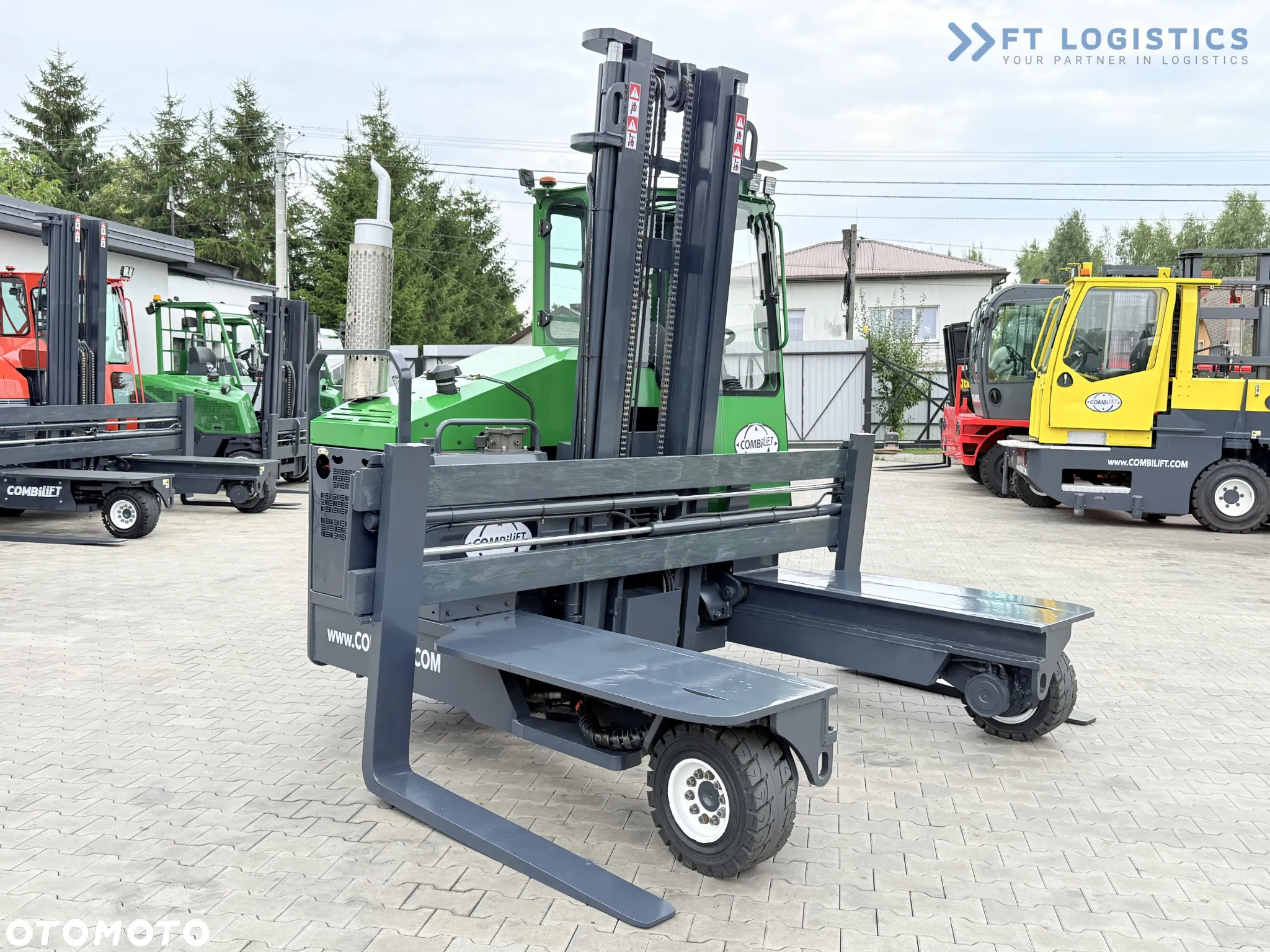 Combilift C4500 / DIESEL / DUPLEX 4000MM / SZEROKI POZYCJONER WIDEŁ / OGRZEWANIE / PEŁNA KABINA / STAN IDEALNY / Szeroka oferta wózków czterokierunkowych i bocznych, dopasowanych do różnorodnych potrzeb i zastosowań - 7