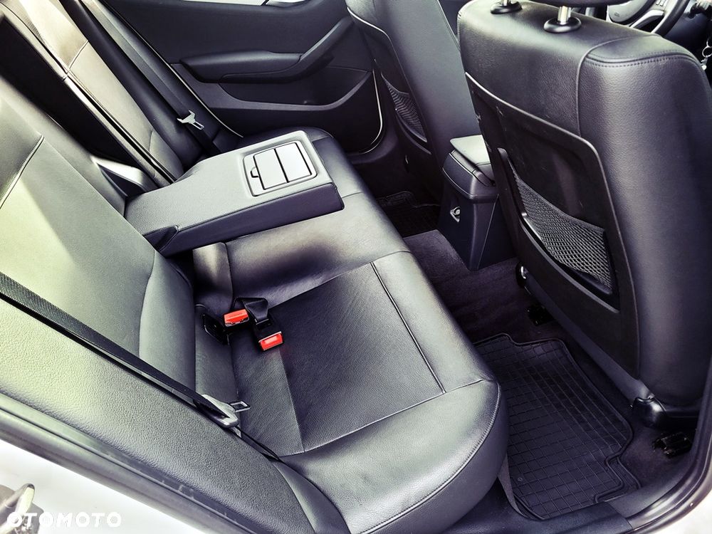 BMW X1 xDrive20d - 21