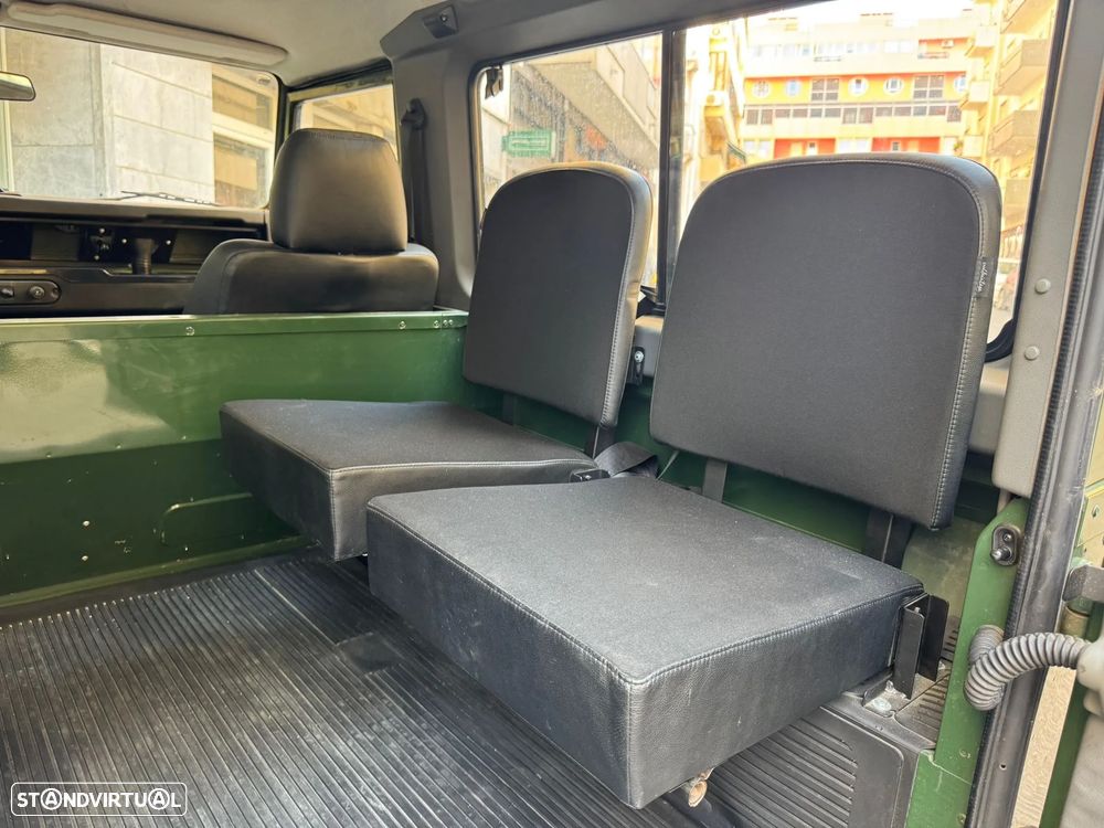 Land Rover Defender 90 2.5 TD5 Metal Top - 4