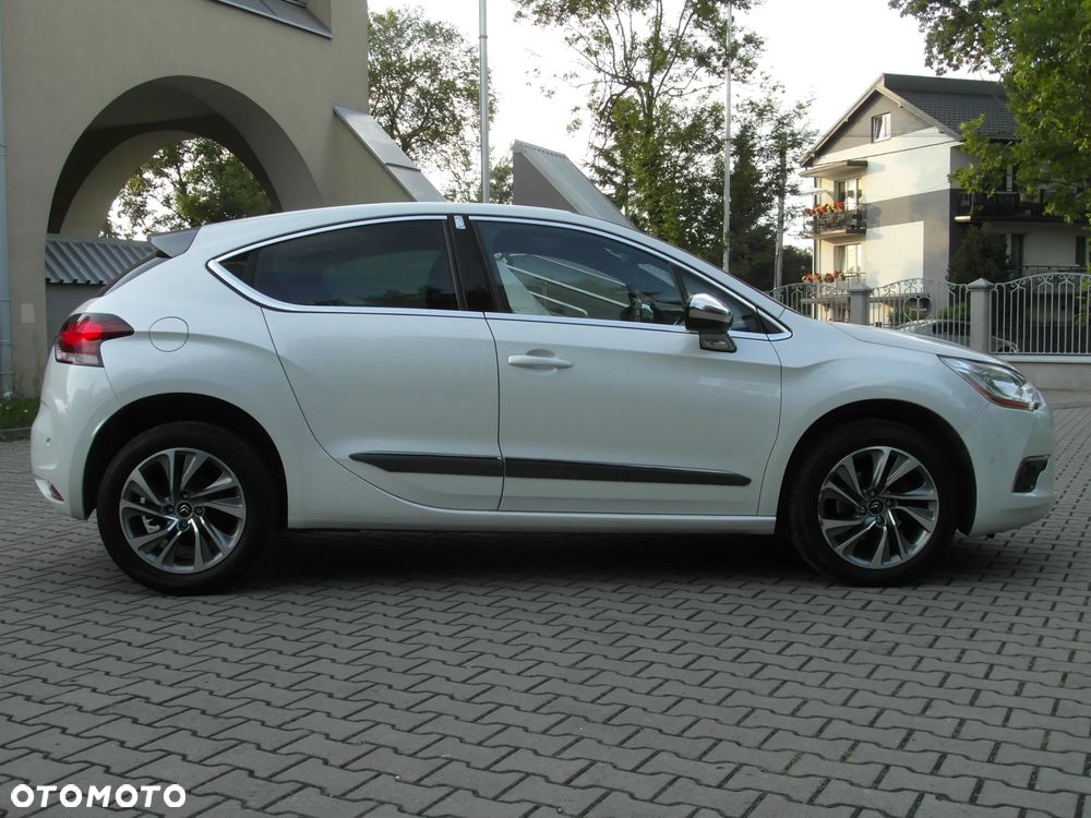Citroën DS4 VTi 120 SoChic - 11