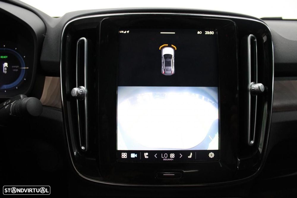 Volvo C40 Recharge 82 kWh Twin Motor Plus - 30