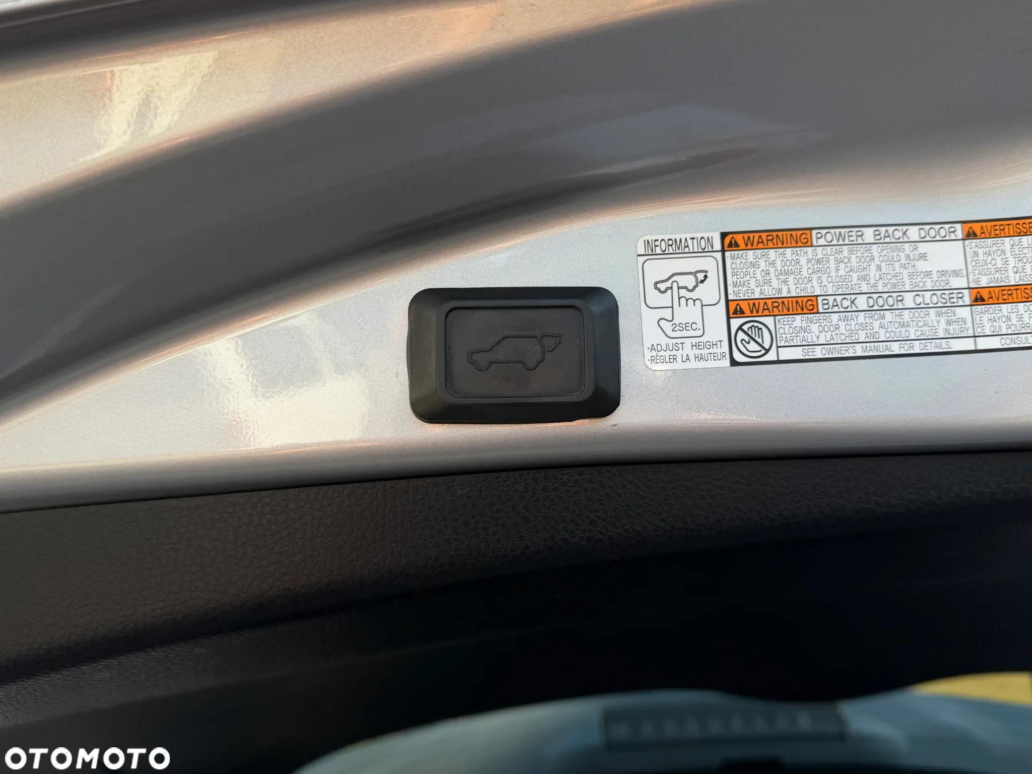 Toyota RAV4 Hybrid Selection 4x2 - 35