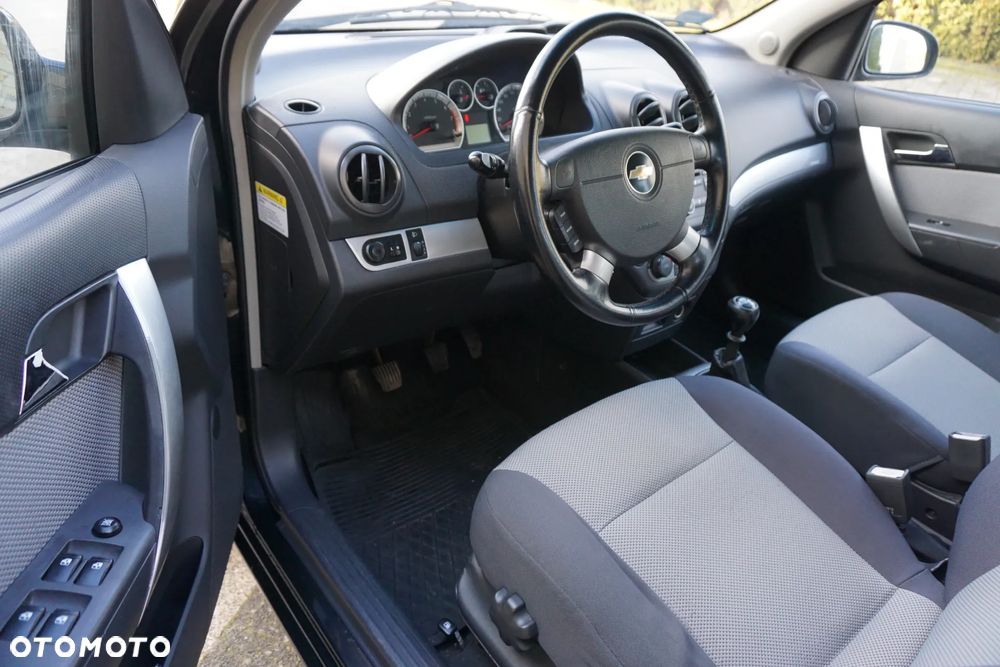 Chevrolet Aveo 1.4 16V LT - 6