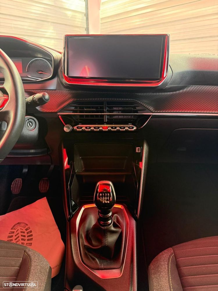 Peugeot 2008 1.2 Allure - 10