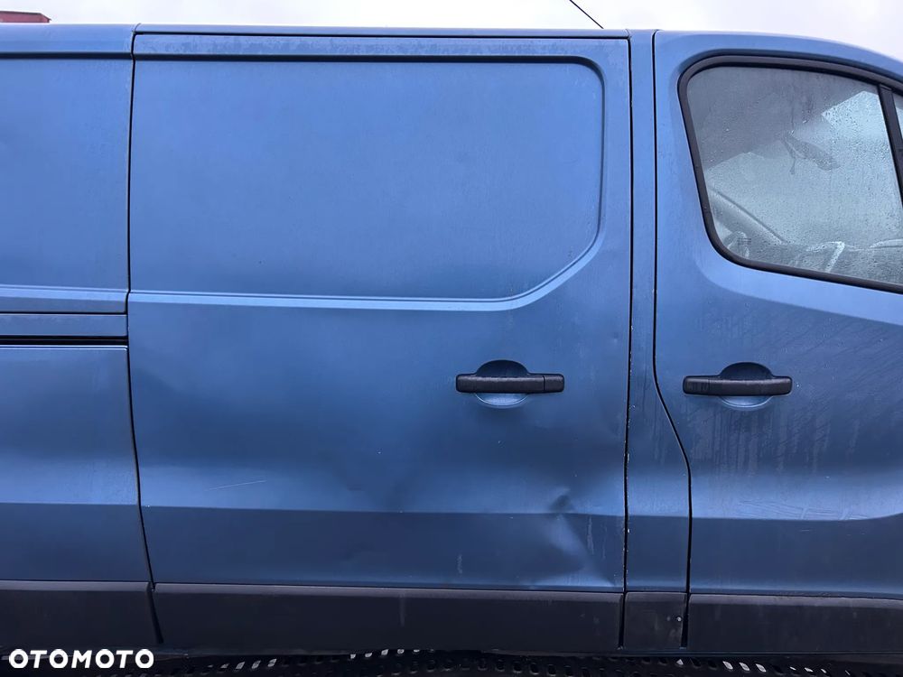DRZWI PRAWE PRZESUWNE RENAULT TRAFIC III OPEL VIVARO