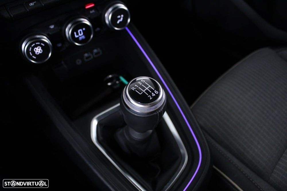 Renault Clio 1.0 TCe Techno Bi-Fuel - 29